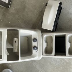 DODGE GRAND CARAVAN SRT CHRYSLER TOWN COUNTRY VAN CENTER SUPER CONSOLE