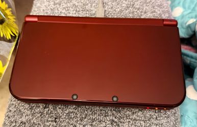 Nintendo 3DS XL + 3 games