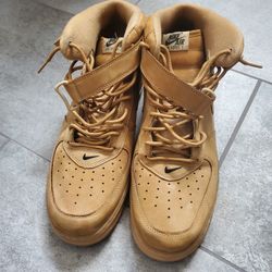 Nike Air Force 1 Mid 07