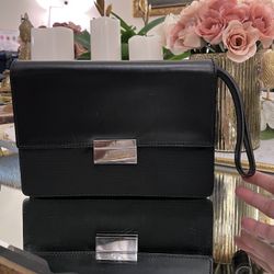 Gucci 2-way Clutch and Wristlet bag