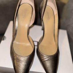 Michael Kors Bronze Pumps