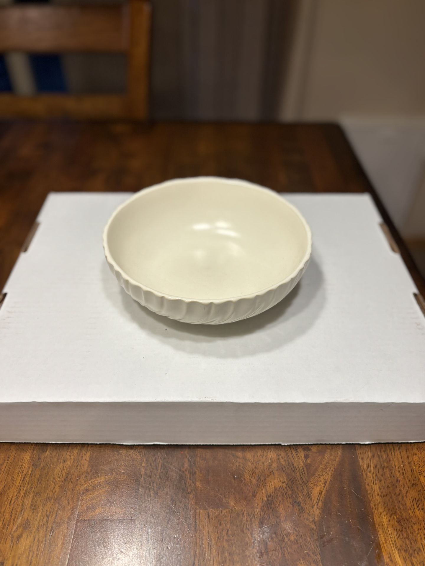 Franciscan Coronado Swirl serving bowl