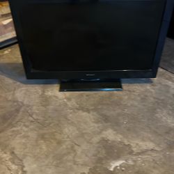 40in Emerson Tv