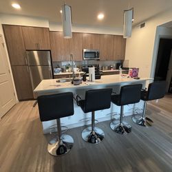2 BRAND NEW MODERN BARSTOOLS