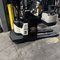 2019 Crown PE4500 Rider Jack