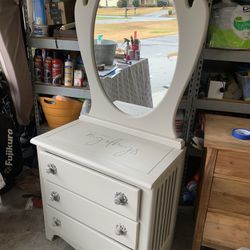 Adorable Dresser With Mirror