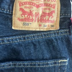 Levis 559 