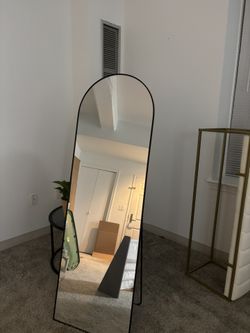 Arch Mirror 