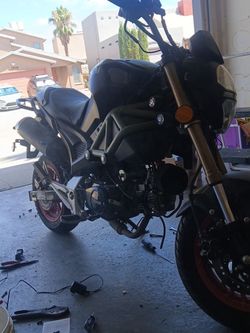 Venom  125cc  4 spread