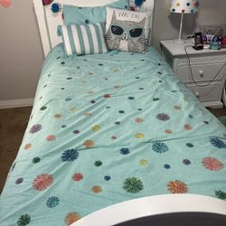 Girls Bedding And Decor