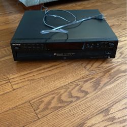 Sony 5 Disk CD Player with Manual 