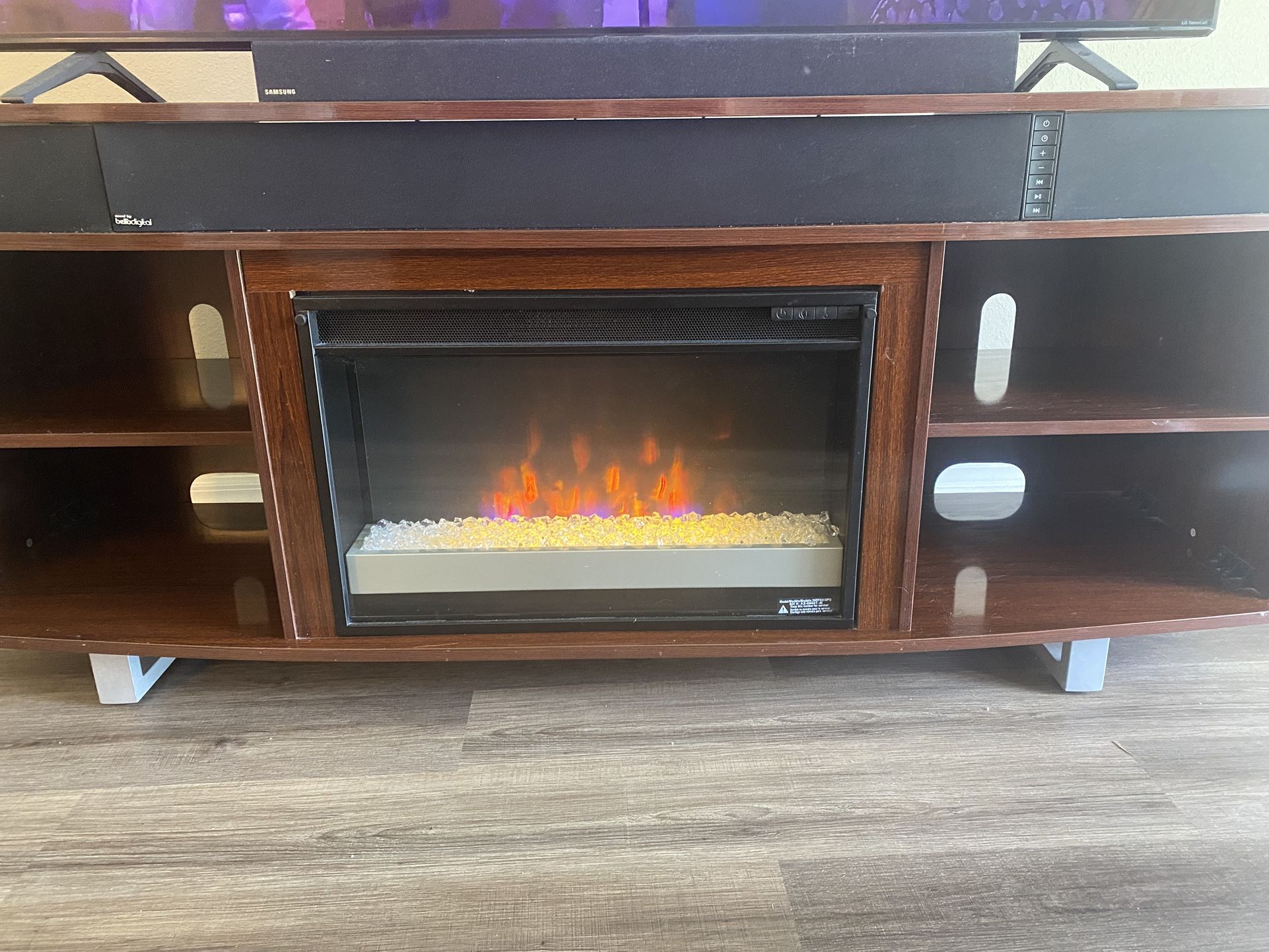 Stereo W/Blu Tooth - Fireplace W/heater