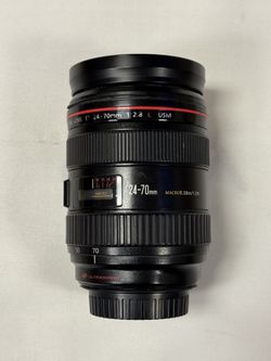 Canon EF 24-70mm f/2.8 L USM Zoom Lens