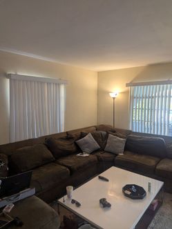 Large 4 piece sectional couch with Chaise