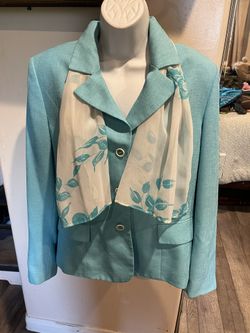 Large Coat New Served  As A Model