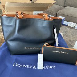 Dooney & Burke Large Purse And Matching Wallet Set NEW WITH TAGS