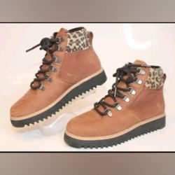 NEW TOMS ANIMAL Mojave Leopard Cheetah Print Waterproof Boots 6