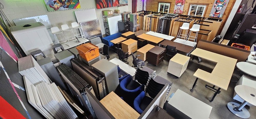 USED MODERN OFFICE FURNITURE
**NEGOTIABLE- BULK- PACKAGE DEALS**