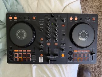 Pioneer DJ DDJ-FLX4 DJ Controller