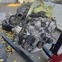 Infiniti 3.7 Motor 
