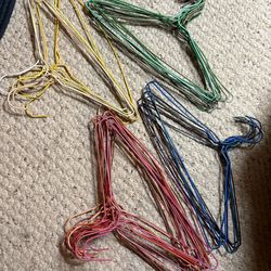 40 Plastic Hangers