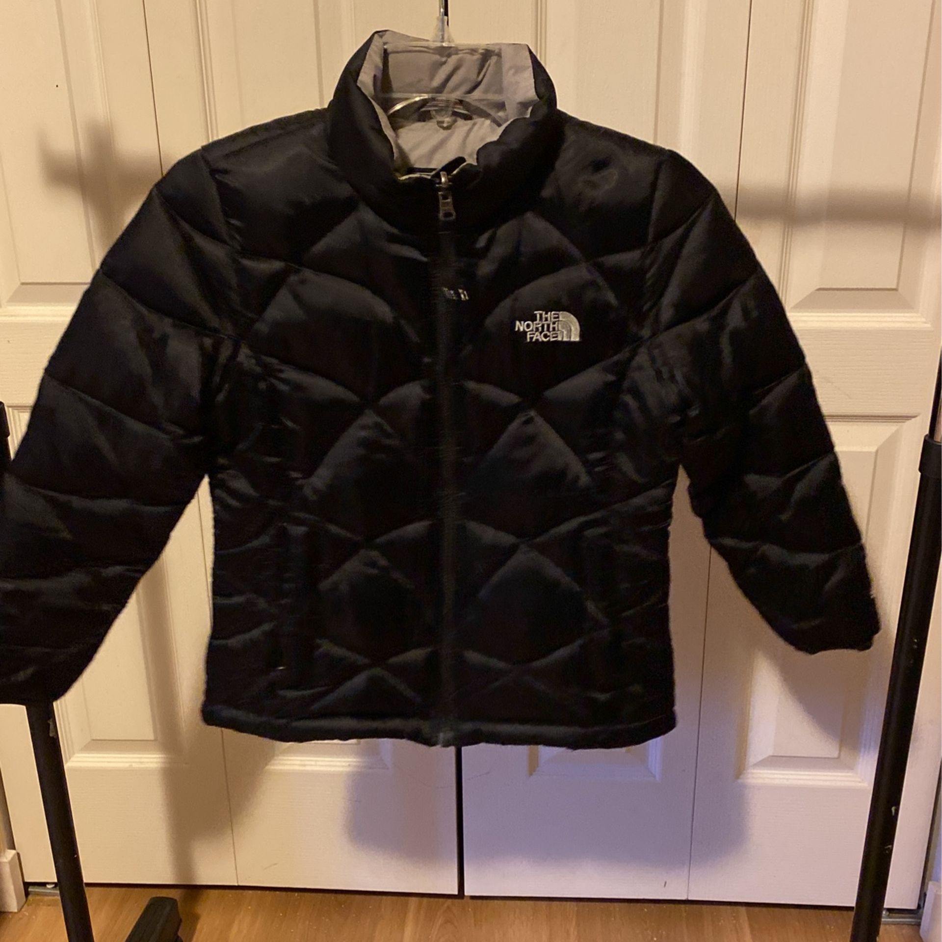 North Face Girls Medium Down Jacket