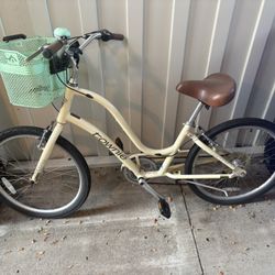 Cruiser Bike W/ Brand New Lock!