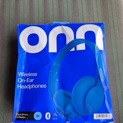 Onn Wireless Headphones 