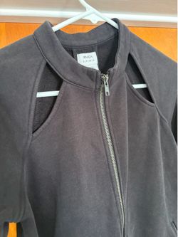 RVCA sweater