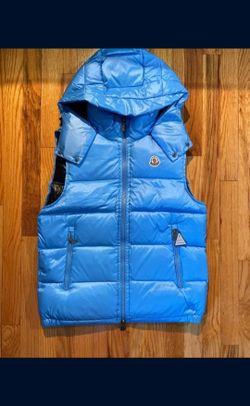 Moncler Vest (S, M, L, XL)