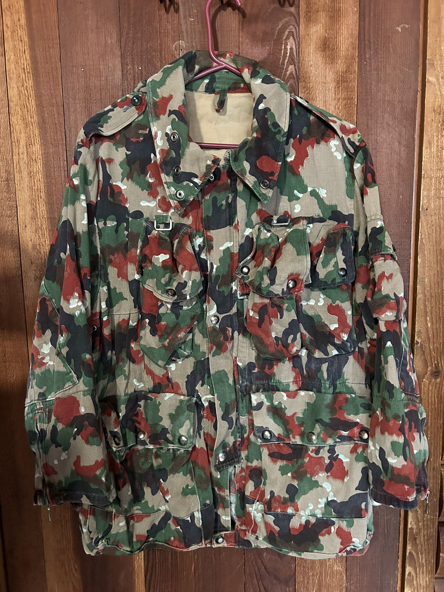 Men’s Authentic Vintage Swiss Army Jacket: Sz. Large