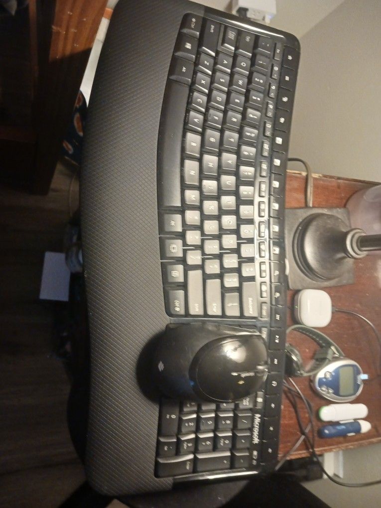 5050 Microsoft Wireless Keyboard And Mouse
