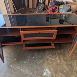 TV Console. - Large