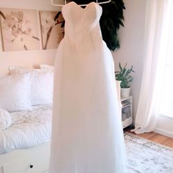 Wedding dress-never worn