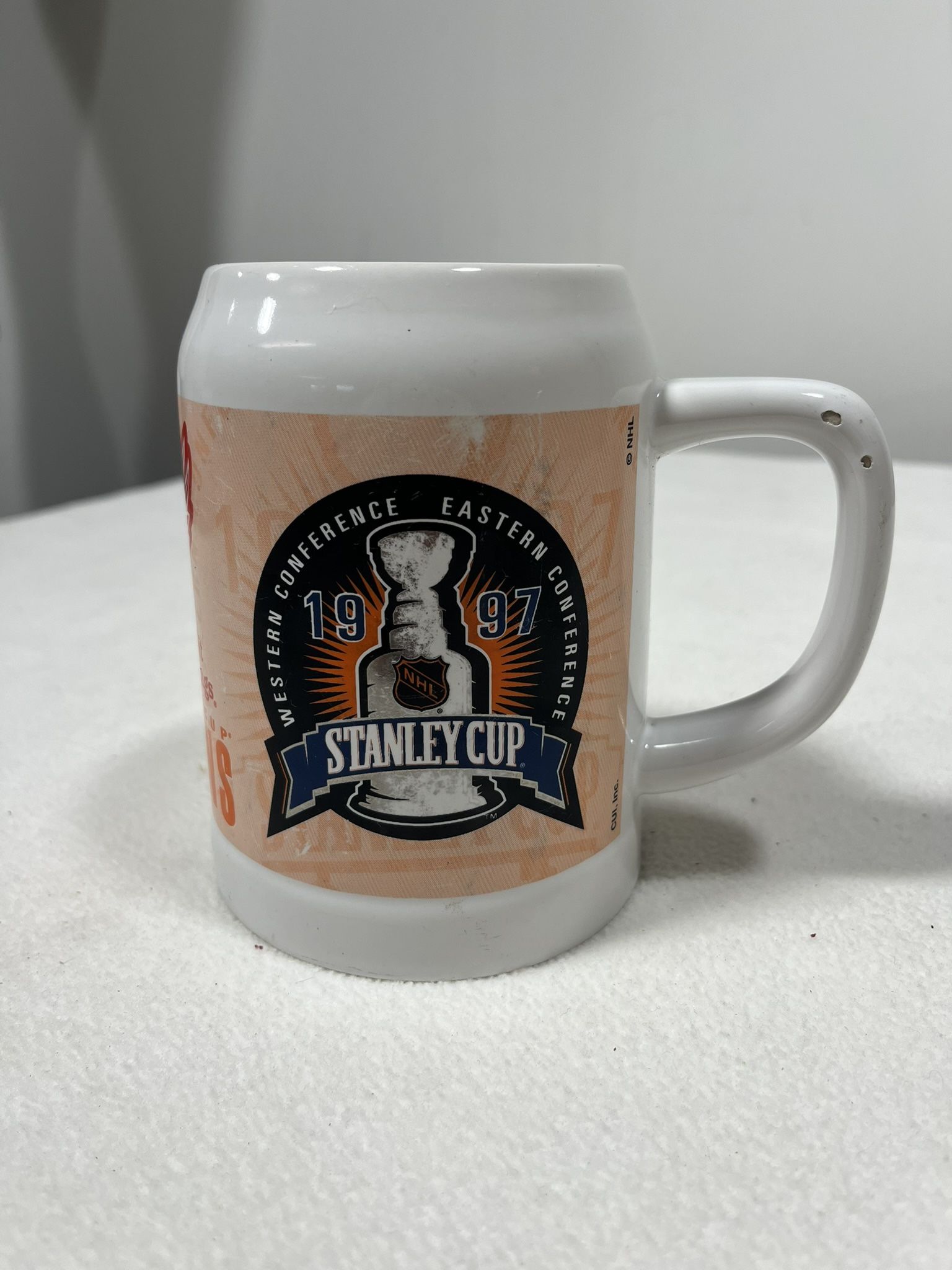 1998 Stanley Cup Champions Red Wings Mug Stein
