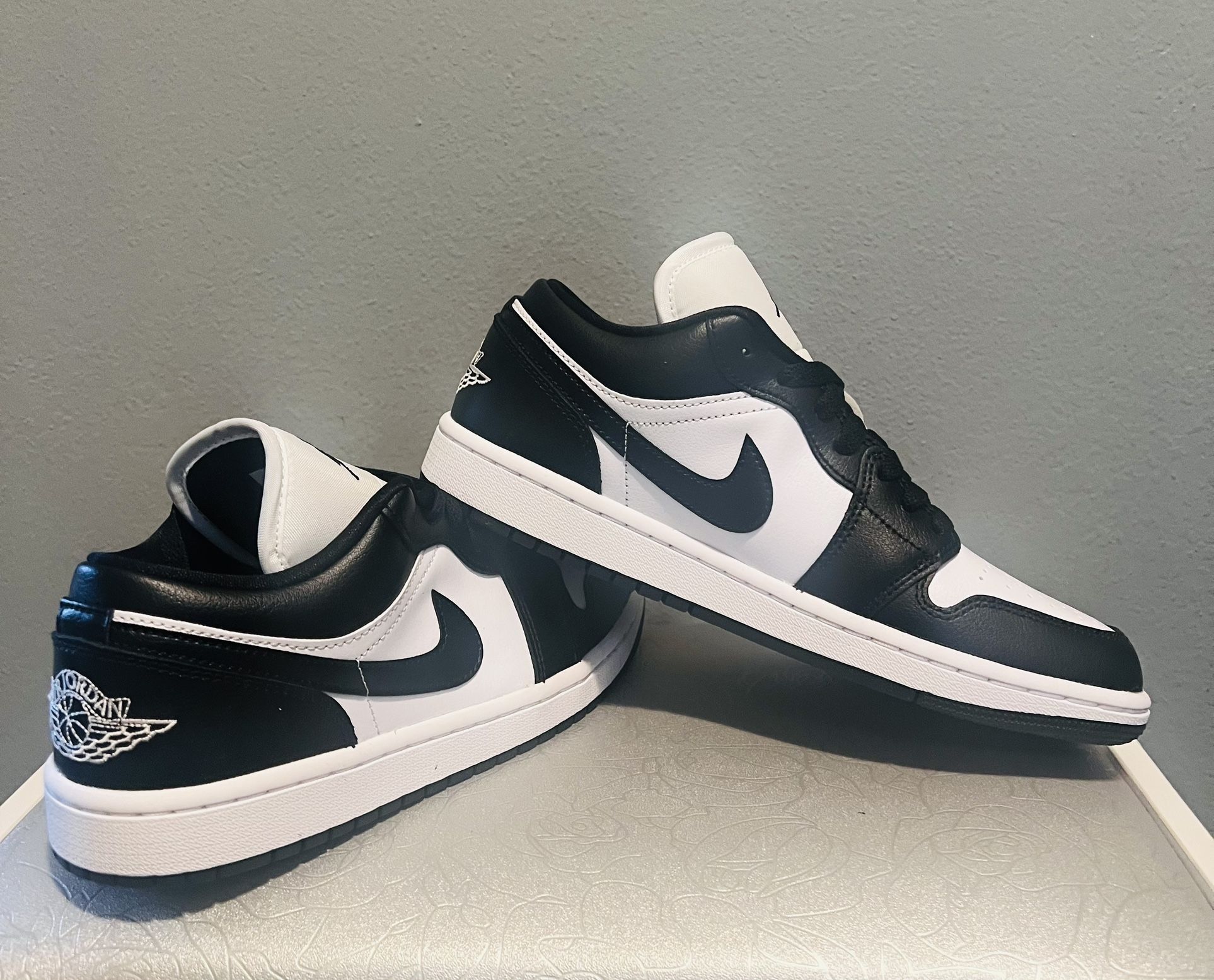 Women's Air Jordan 1 Low Size 7