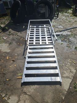 Wheelchair and scooter carrier