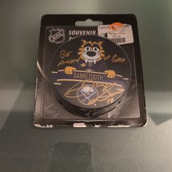 Buffalo Sabres Danny Gare Signed Sabertooth Puck 