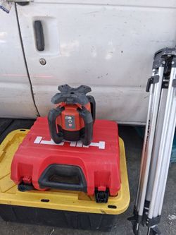 HILTI PR 30 HVS 12V 2PILAS Y CARGADOR