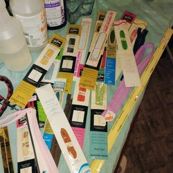 Tons Of Zippers For A Seamstress 