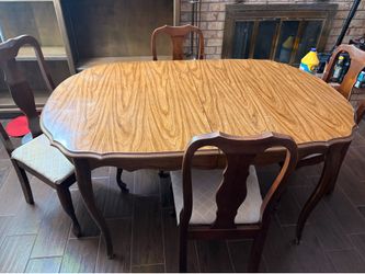 Vintage Dining Table with 4 Chairs – Refinishing Project