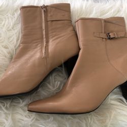 Camel Bootie (New) Nine West
