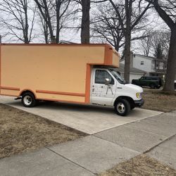 Box 🌞 Truck $ Money$ Maker/ No Mechanical Issues/Run Great/$5,000