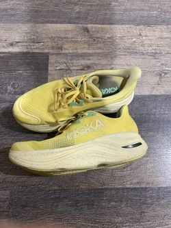 Hokas Skyward X