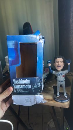 Dodgers Yoshinobu Yamamoto bobble head