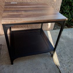 Laminate Wood Table
