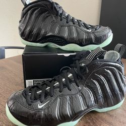 Nike Foamposite Sneakers for Men for Sale