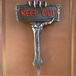 Halloween Keep Out Yard Stake Sign 