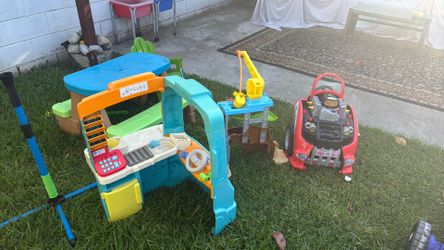 Toddler kitchen and play gear