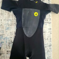 Men’s Body Glove Shorty Wetsuit - Size Large - Never Worn